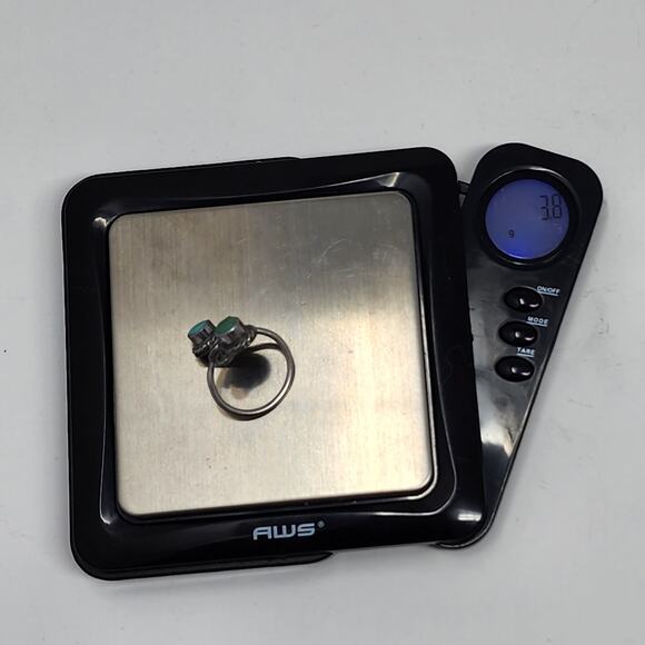 Vintage Sterling Silver Genuine Turquoise Native American Ring - Picture 5 of 5